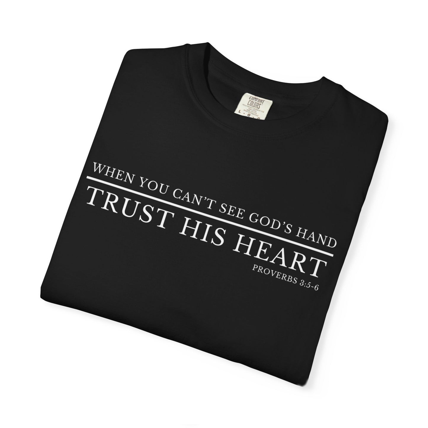 Camiseta cristiana Confía en su corazón – Proverbios 3:5-6 | Ropa basada en la fe