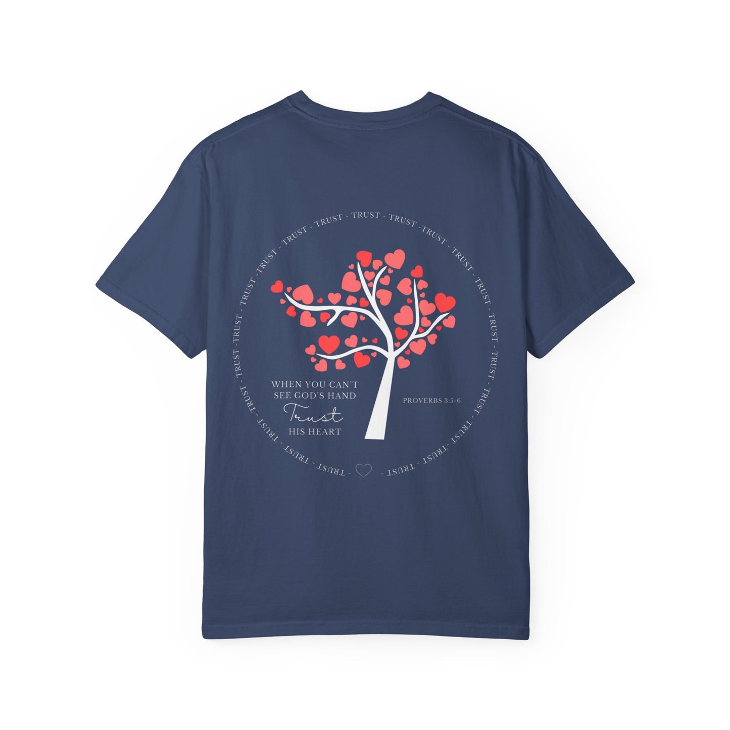 Camiseta cristiana Confía en su corazón – Proverbios 3:5-6 | Ropa basada en la fe