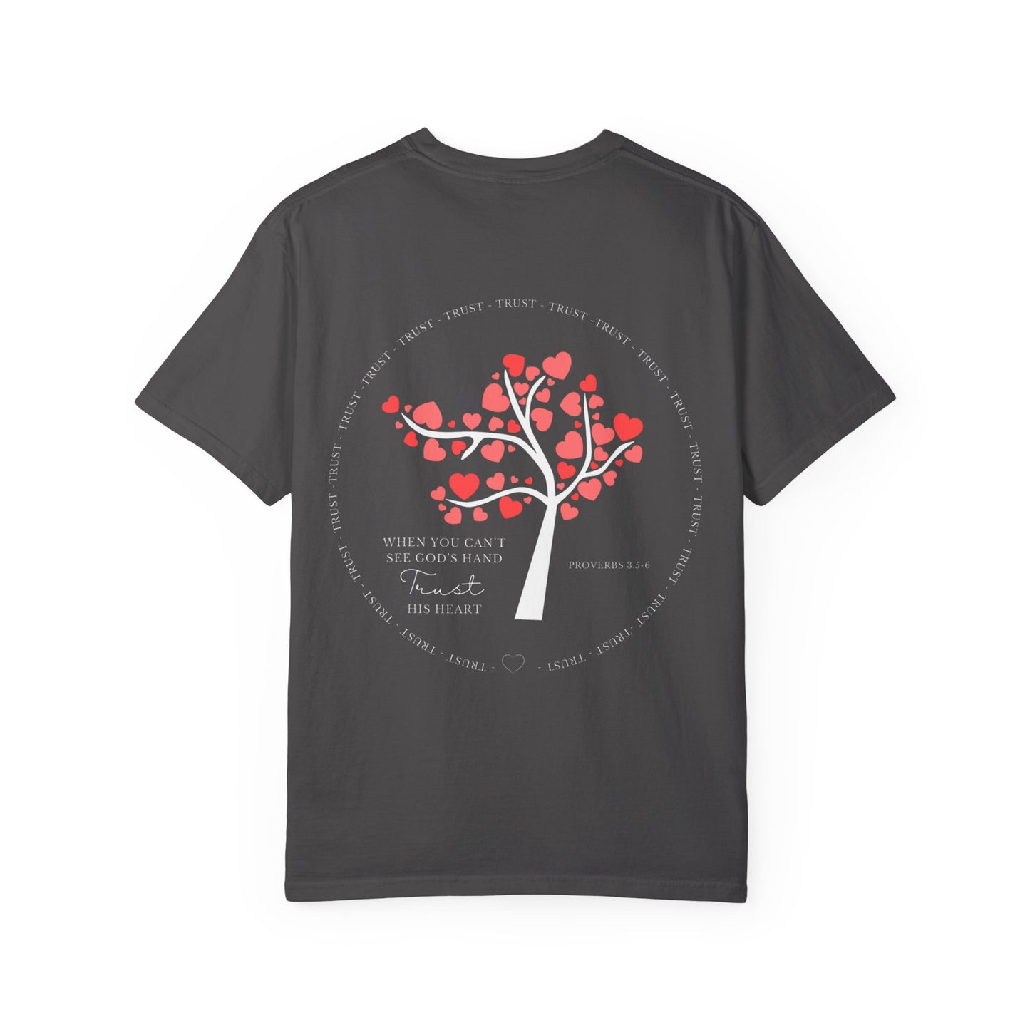 Camiseta cristiana Confía en su corazón – Proverbios 3:5-6 | Ropa basada en la fe